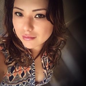 Meet your Posher, Angeles